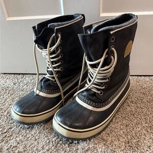 Women’s Black and Tan Boots